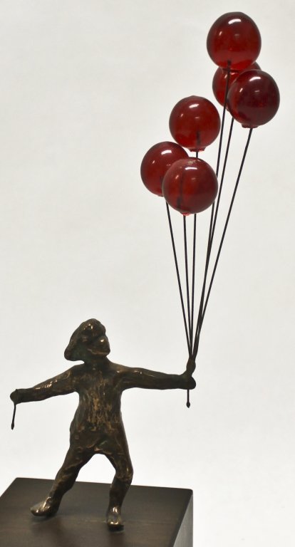 C. Jere Brutalist Bronze Balloon Seller Sculpture: Brutalist sculpture of a balloon seller by Curtis Jere. Sculpted in bronze with red acrylic balloons. Mounted on a wooden plinth with signature on plaque, "C. Jere '71". Missing balloon from right han