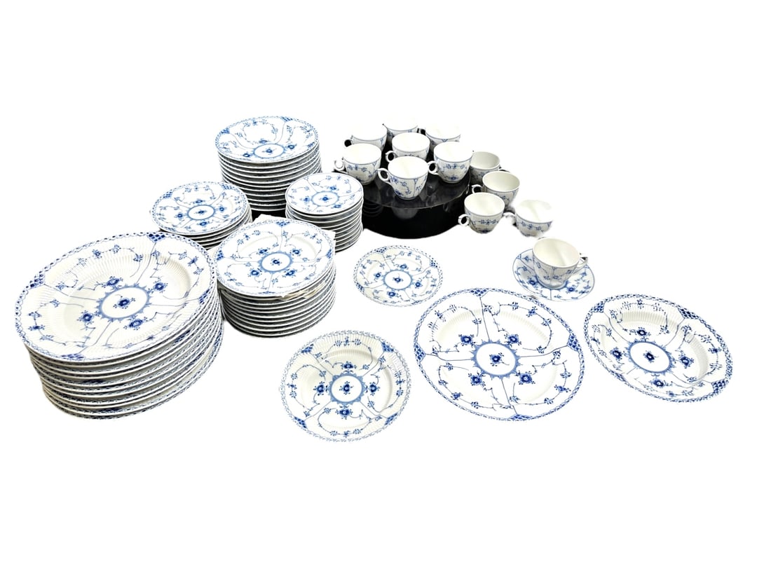 72pc Royal Copenhagen Blue Fluted Half Lace Set (1 of 20)