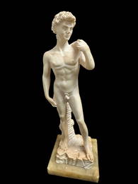 Antique Carved  Meerschaum Michelangelo's David Grand Tour sculpture on quartz plinth. Excellent