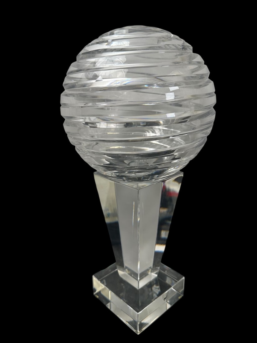 Orrefors Sweden Cut Crystal Sculpture OA 9067-61: Orrefors Sweden cut crystal sculpture/trophy by Olle Alberius, includes Orrefors Sweden label, etched on bottom OA 9067-61. Excellent condition. Measures 8" dia. x 15".