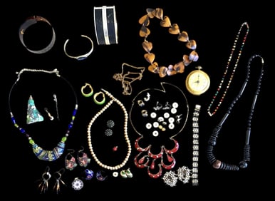 Jewelry Lot Tortoise Shell, Pearls, Silver, More