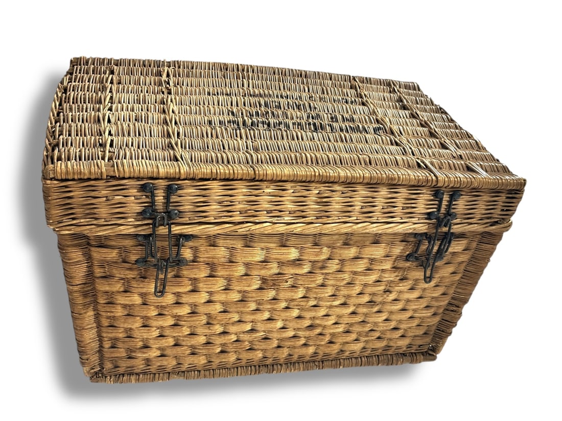 Antique Steamer Trunk Wicker with Ship Info (1 of 14)
