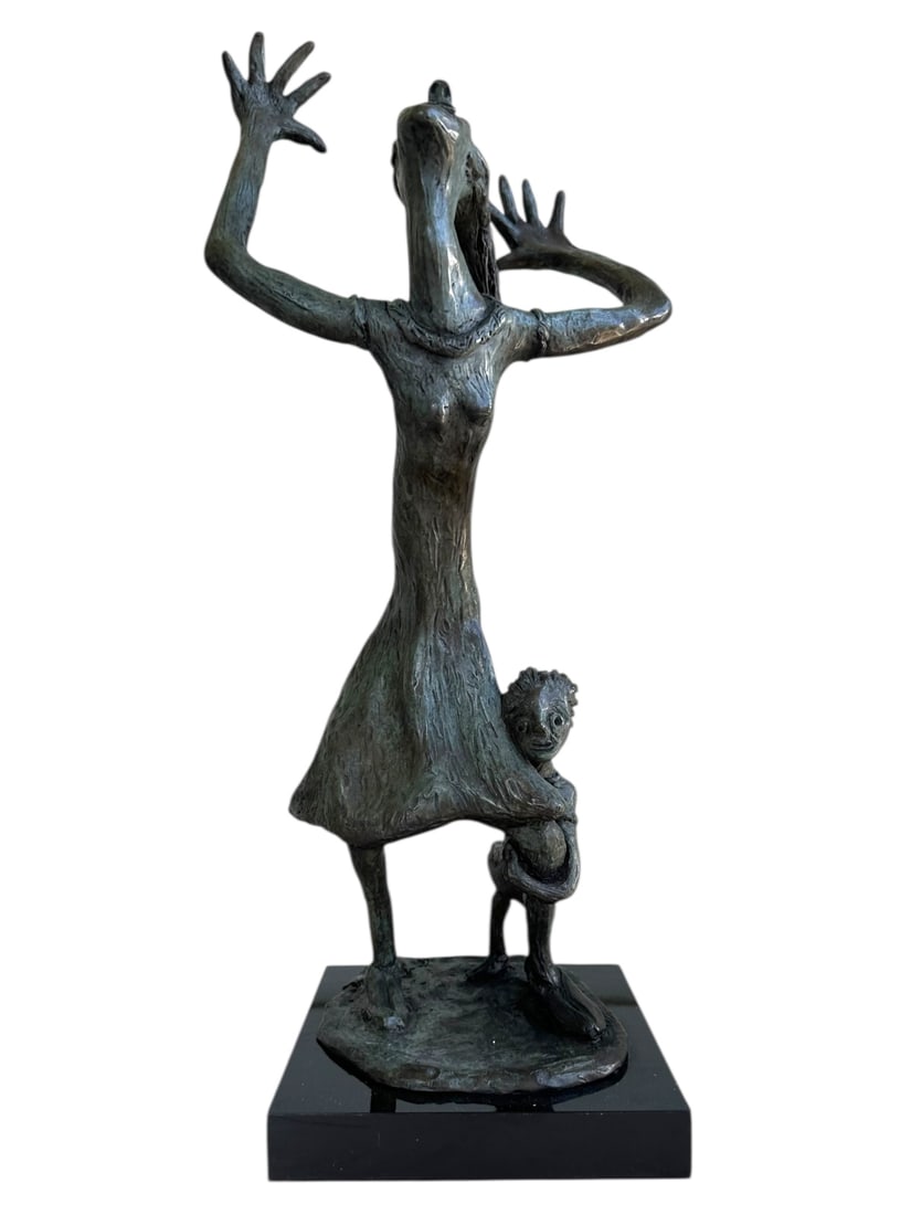 Alice Lumer (American 1920-2012) Mother & Child: Alice Lumer (American 1920-2012) Screaming Mother and Child. Excellent condition. Signed on base. Measures 8.75" x 8" x 22".