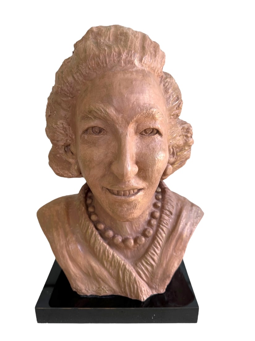 Alice Lumer (American 1920-2012) Matron Bust: Alice Lumer (American 1920-2012) Matron Bust, clay, sculpture. Signed at base. Excellent condition. Measures 13" x 8.25" x 20".