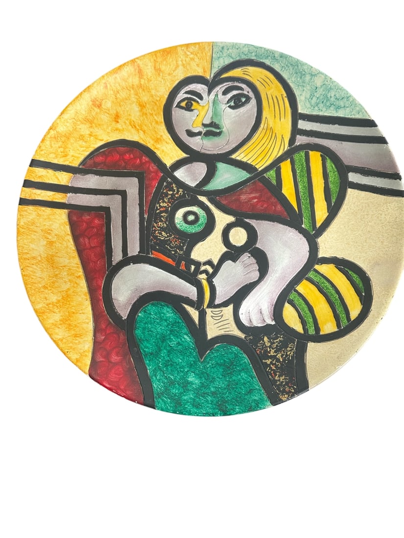 Alexander Kalifano Hand Painted Face Charger: Alexander Kalifano hand painted postmodern ceramic face charger. Finished with vibrant colors, textural carving. Reminiscent of Picasso's work. Signed and marked on verso. Excellent condition.