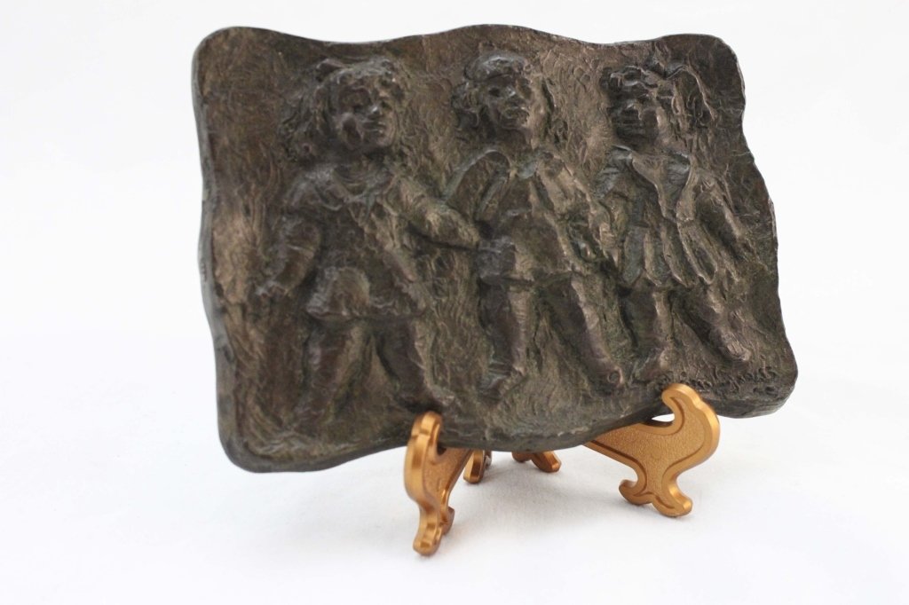 Chaim Gross Bronze Plaque of Three Graces: Chaim Gross, (Austrian-American, 1904-1991) Judaica bronze plaque of Three Graces Signed in lower right. Measurements: 5.25" x 4" x 1" Period: 20th Century Artist: Chaim Gross