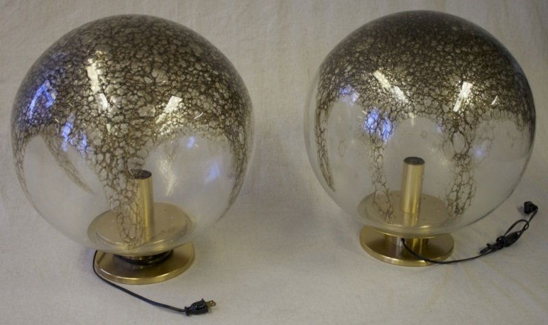 Pair of Murano La Murrinia Glass & Brass Lamps: Pair of Murano globe La Murrina volcano glass & brass lamps. Switch is made by Gilbert 18" dia x 20" 1970's