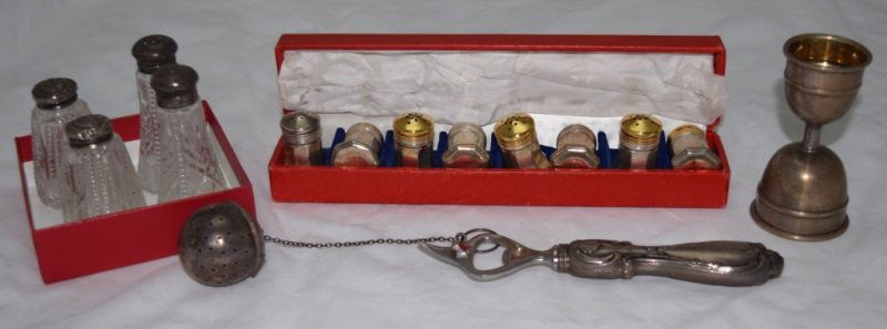 6pc Lot Sterling Salt Peppers, Bar Ware & Tea Ball: 6 Piece lot of sterling silver with 14 salt and peppers, bar ware consist of a double shot jigger with a sterling handled bottle/can opener, all accompanied by a tea ball. total apprx sterling weight