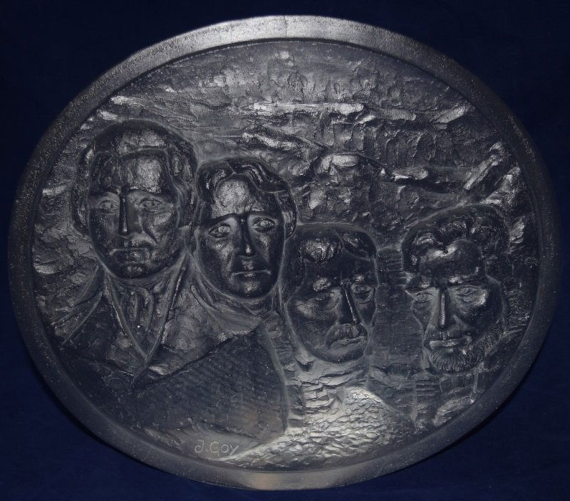 Large Baccarat Mount Rushmore Plaque Signed J Goy: Large and heavy Baccarat Mount Rushmore crystal plaque. Signed J. Goy dated 1976 and numbered 47/50 by Joseph R. Goy for the American Bicentennial. 14" x 12.5" x 3" 1970's Joseph R. Goy