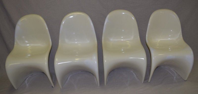 4 Verner Panton " Panton Chairs", Baydur Vitra: Verner Panton Danish Modern Panton Chairs, 4 Molded "Baydur" Vitra, designed 1959-68 . show minor wear with some touchup. Signed to back 19" x 24" x 33"