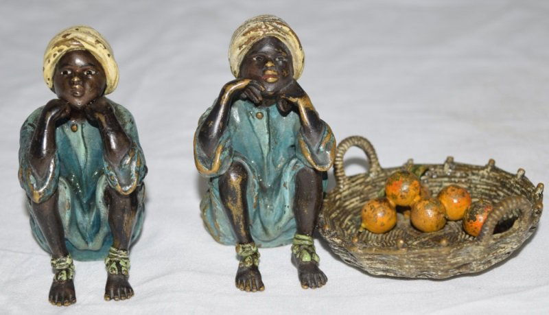 Vienna Bronze African Twin Boys Selling Oranges (1 of 7)
