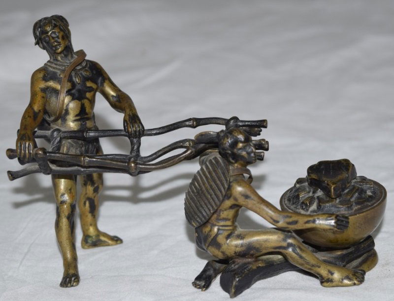 Austrian Vienna Bronze Inkwell 2 Indians by a Fire (1 of 9)