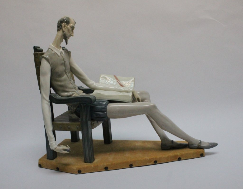 Large Lladro Porcelain, Don Quixote Reading Book (1 of 6)
