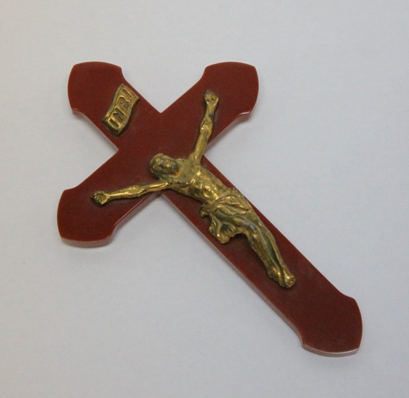 Catholic Bakelite and Dore Bronze Crucifix (1 of 5)