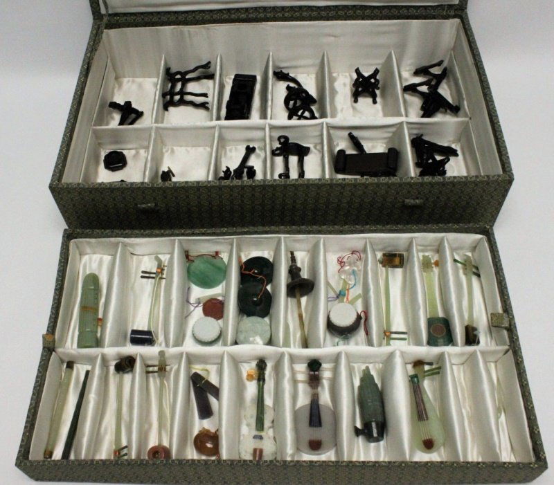 Presentation Box Jade Chinese Musical Instruments (1 of 9)
