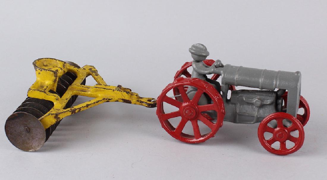 Arcade Fordson Tractor & Discer Attachment (1 of 2)