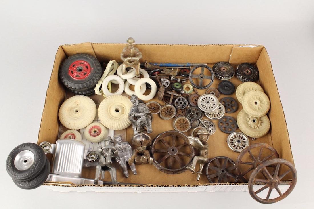 Hubley Kenton Arcade Wheels & Drivers Metalcraft Parts (1 of 2)