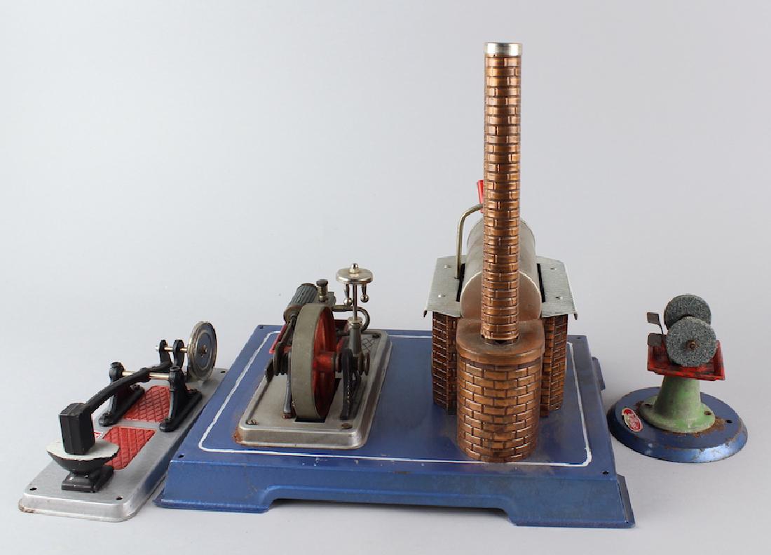 Wilesco German Steam Engine & Grinder (1 of 2)