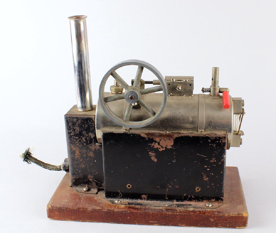 Jensen No. 35 Overtype Electric Steam Engine (1 of 3)