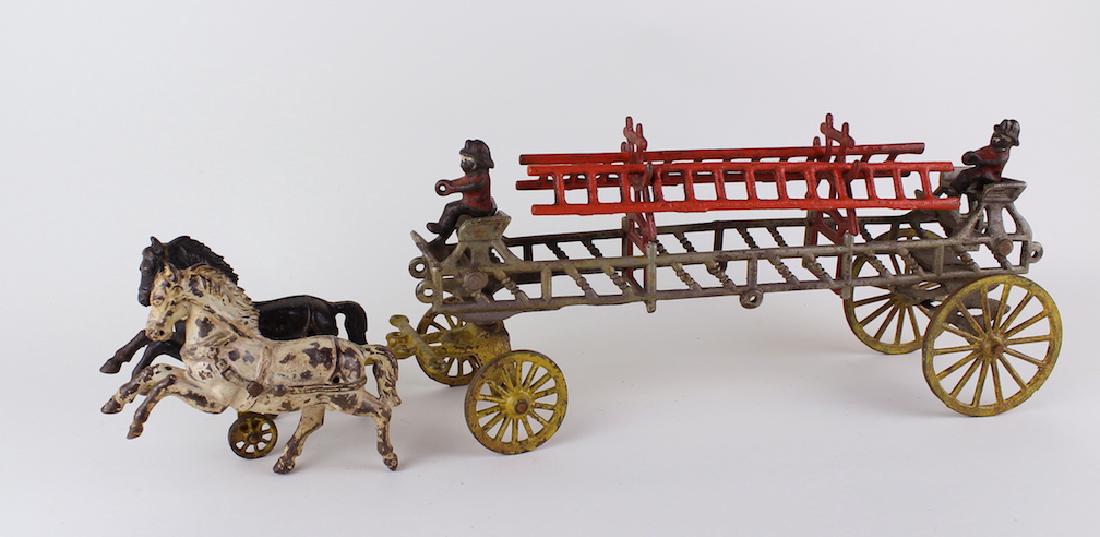Hubley Cast Iron Fire Ladder Truck 2 Horse Team (1 of 4)