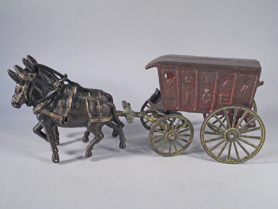Ives Polar Ice Cast Iron Wagon (1 of 3)