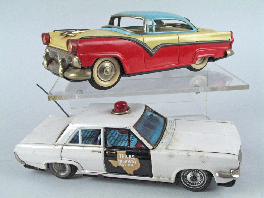 Bandai Japan Car Lot Ford Vicky Tin Litho (1 of 2)