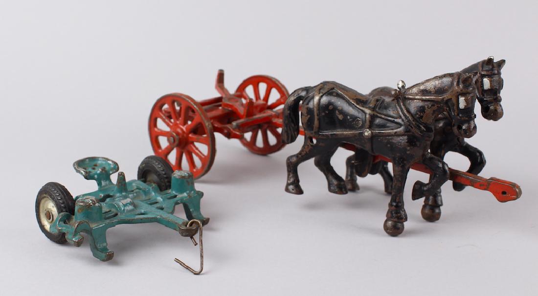 Arcade Cast Iron Wagon & Farm Plow (1 of 2)