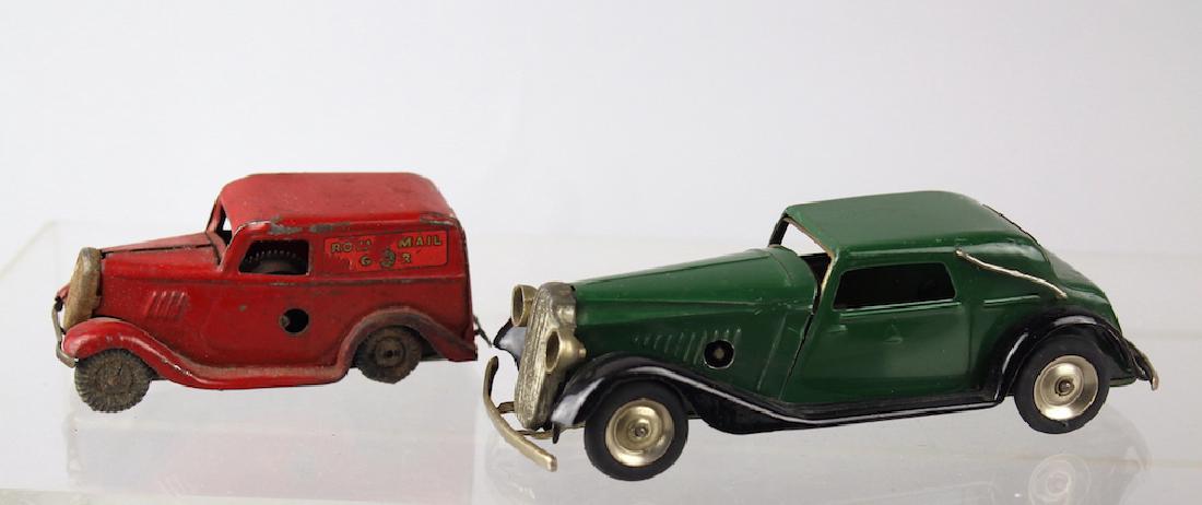 1930s Dinky Tin Wind Up Limousine & Van (1 of 4)