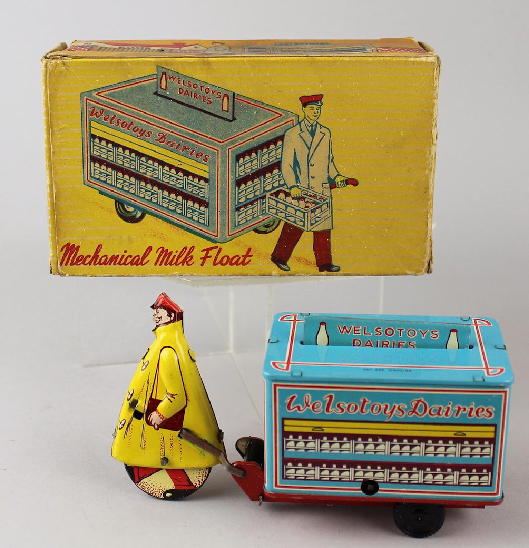 Welsotoys British Tin Milk Float Cart in Box (1 of 3)