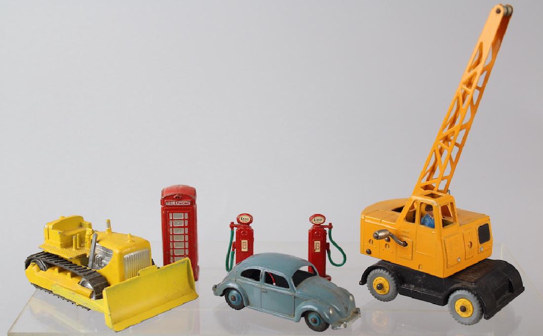 Dinky Crane, VW Volkswagen, Tootsie Dozer (1 of 4)
