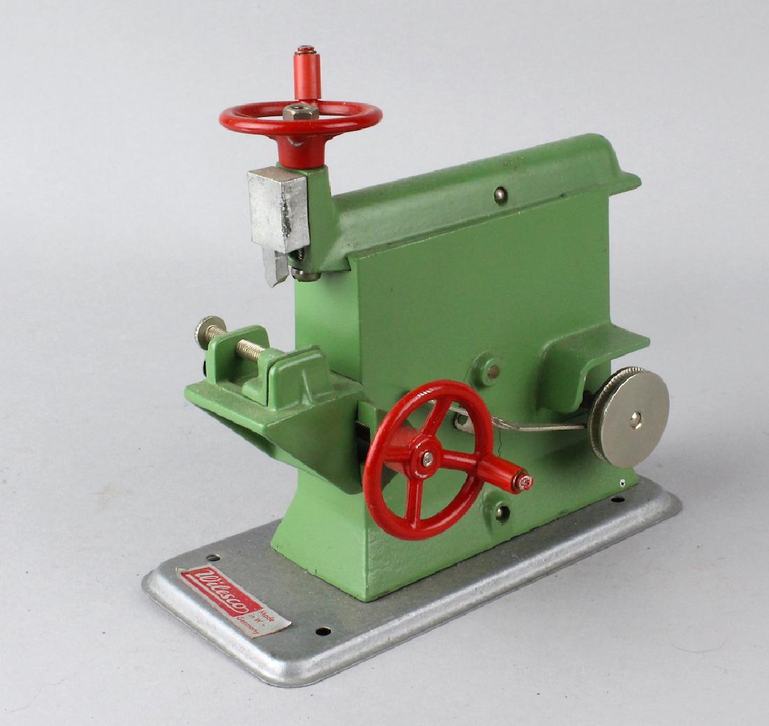 Wilesco German Press Macine (1 of 3)