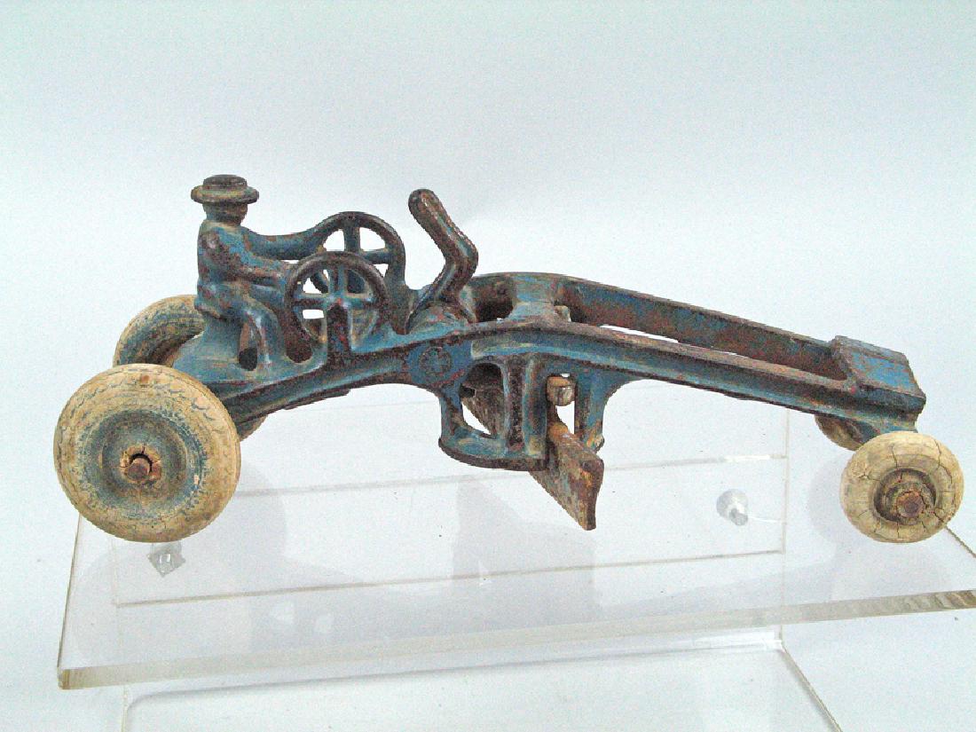 Hubley Road Grader (1 of 2)