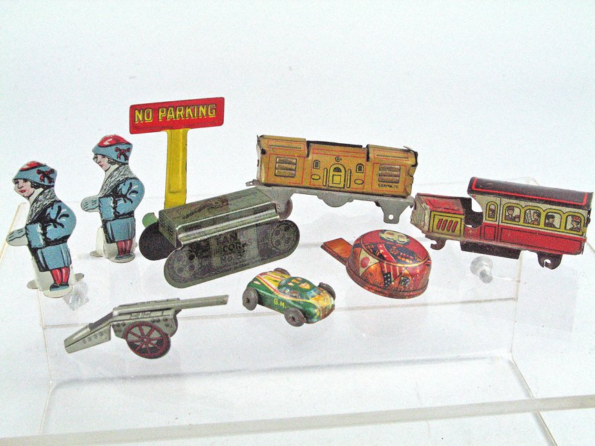 Vintage Cracker Jack Toys (1 of 1)