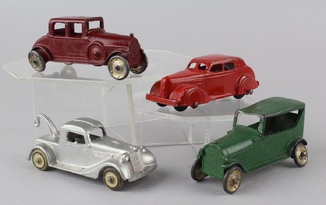 Tootsietoy Cars & Tow Truck: Tootsietoy Sedans, Coupe, and wrecker