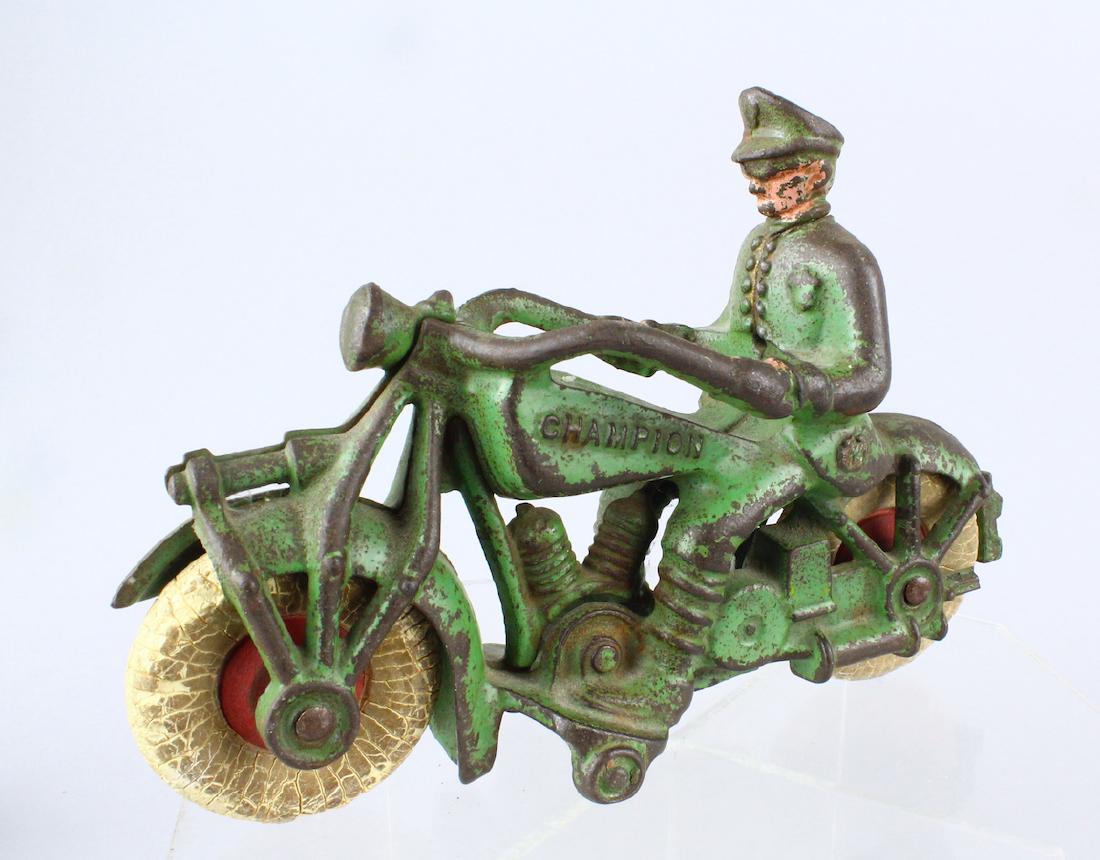 Champion Cast Iron Motorcycle Cop Large (1 of 3)