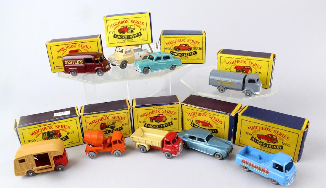 Matchbox Grey Wheels Car in the Box (1 of 3)