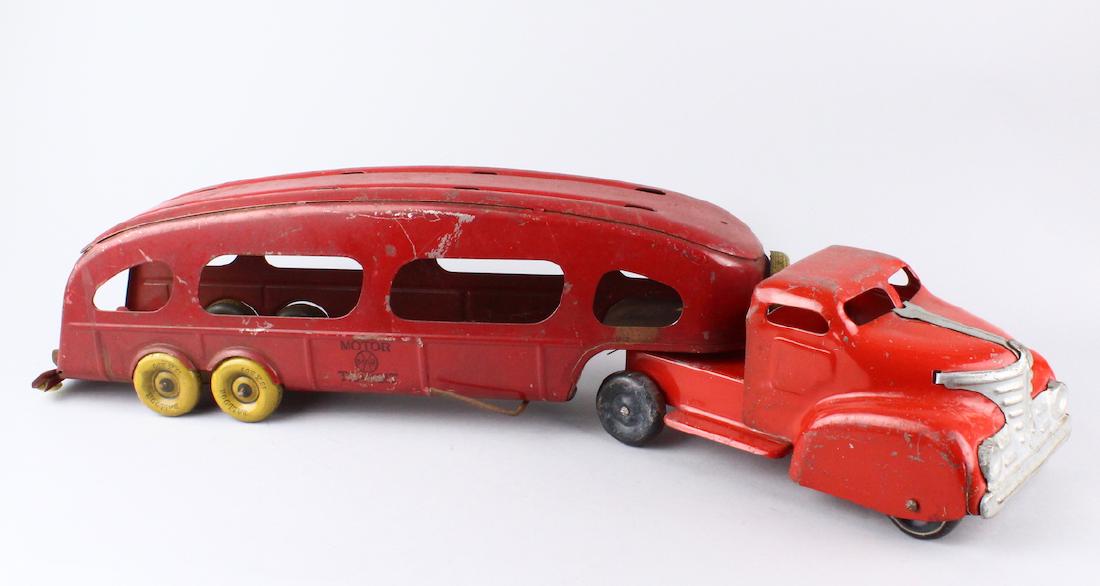 Louis Marx Pressed Steel Car Carrier (1 of 2)