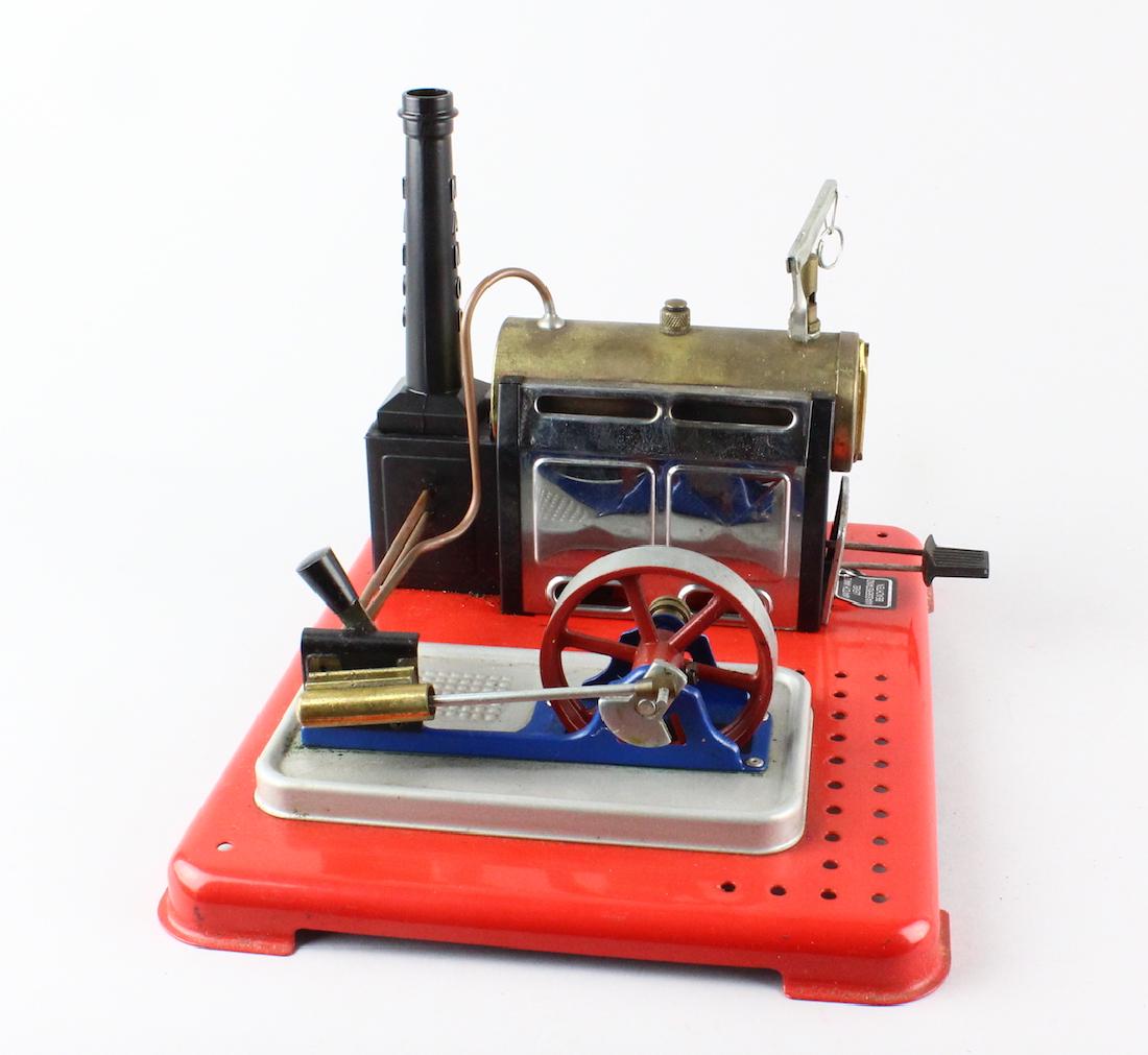 Mamod Steam Engine With Mamod Smoke Stack (1 of 4)