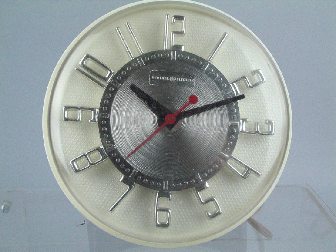General Electric Mid Century Clock (1 of 2)