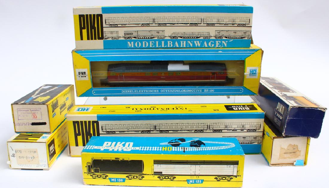 Piko Train Lot Boxed Including Large Diesel (1 of 3)