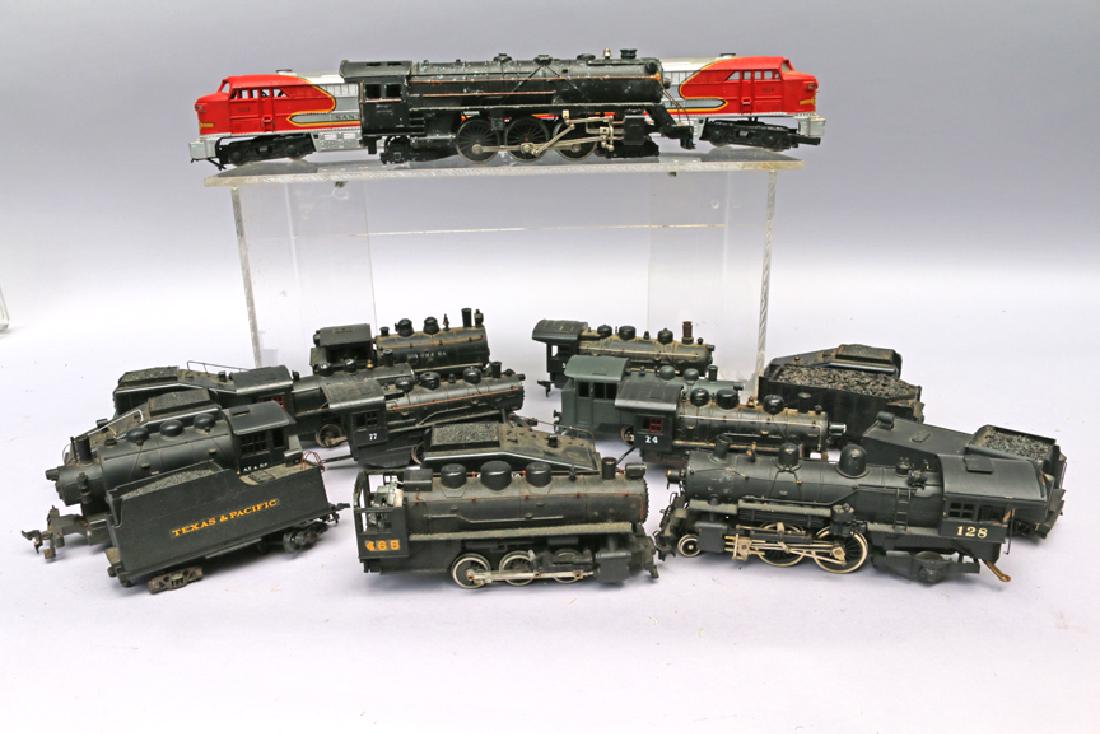 HO Train Engine Lot (1 of 4)