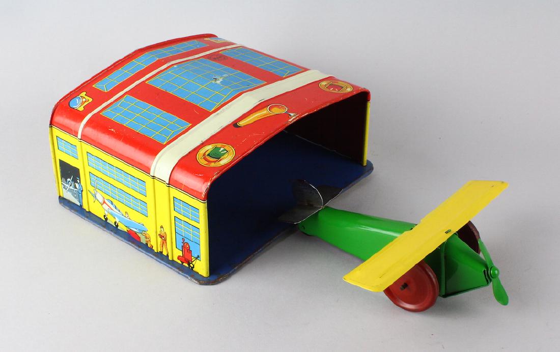 Marx Tin Airplane and Airplane Hanger (1 of 5)