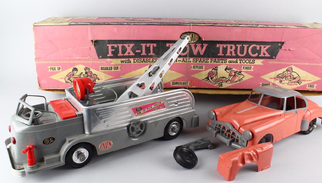 Ideal Fix It Tow Truck & Car Set In Box (1 of 5)