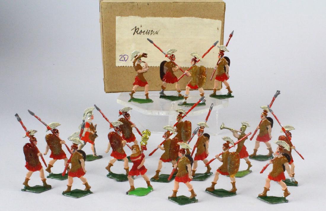 German Tin Flats Roman Soldiers in Box: German Tin Flats Roman Soldiers in Box. Note: from a collection of German Tin soldier flats from the 1860s to 1920s. Most were never fully removed from the boxes. The boxes contain the original wood s