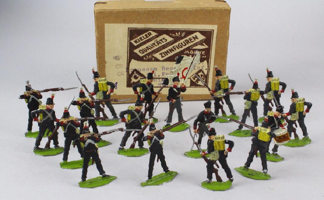 Kieler Tin Flats Soldiers 1812 Infantry (1 of 3)