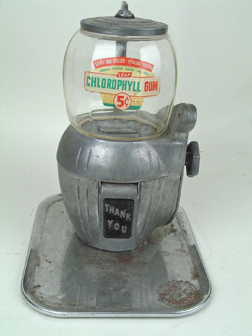 Gum Ball Machine Table Top 1940\'s (1 of 4)