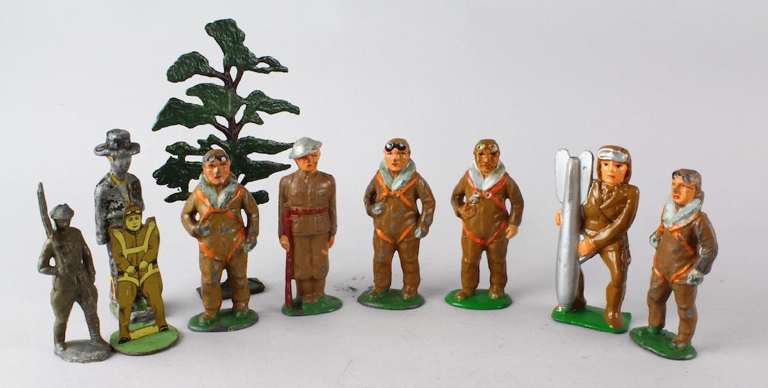 Manoil/Barclay Paratrooper Lead Soldiers: Manoil/Barclay Paratrooper Lead Soldiers with Marx tin paratrooper included.