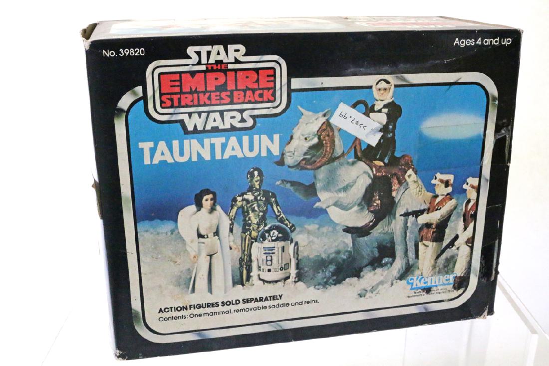 Star Wars Empire Strikes Back Tauntaun MIP (1 of 2)