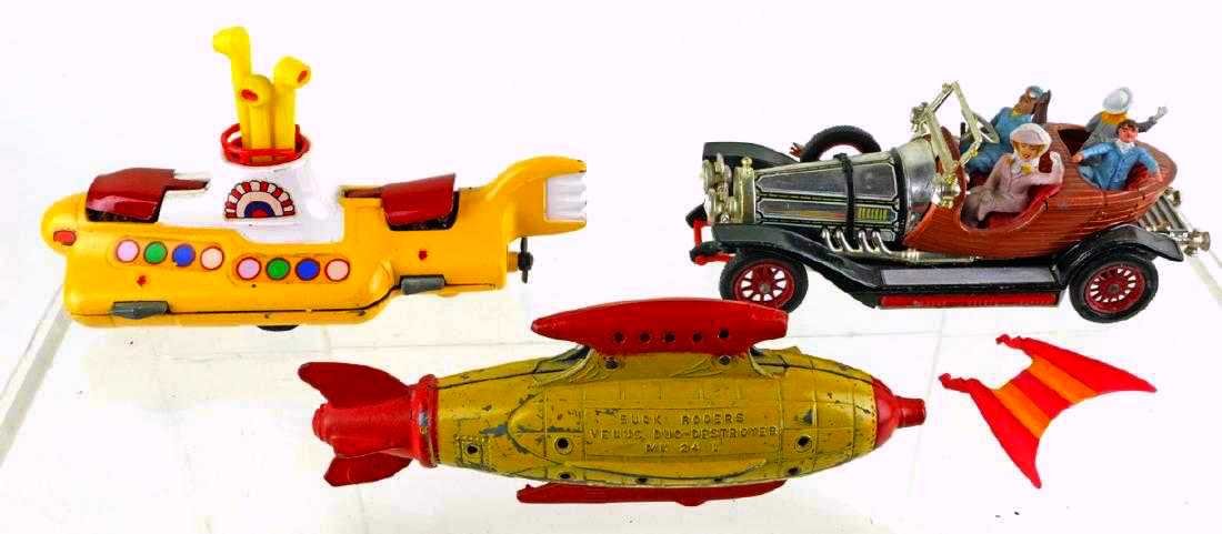 Corgi Chitty Chitty Bang Bang Yellow Submarine &Tootsie (1 of 2)