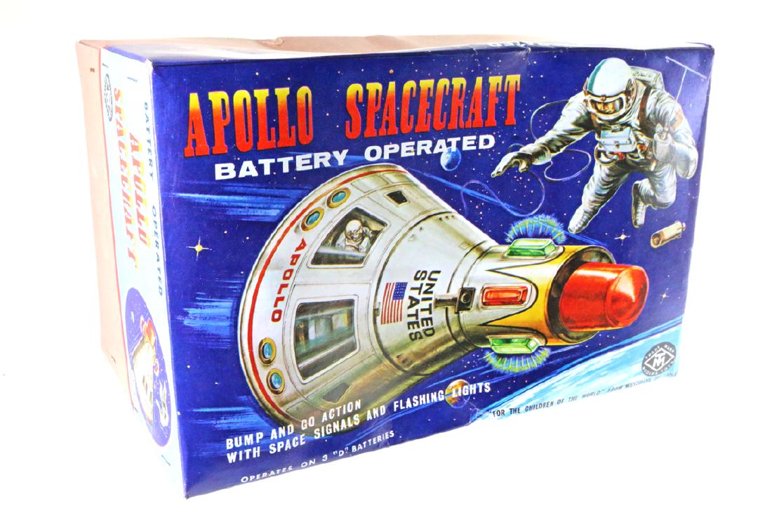 TM Modern Toys Apollo Spacecraft In Box (1 of 4)